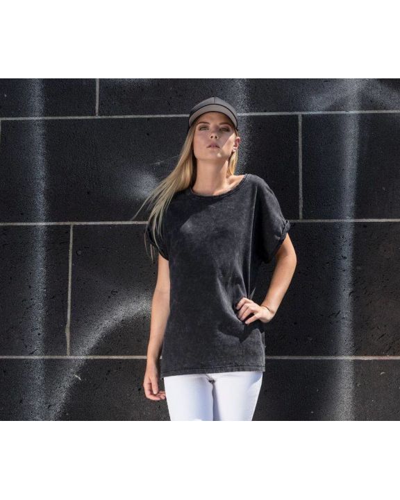 T-shirt BUILD YOUR BRAND Ladies` Acid Washed Extended Shoulder Tee voor bedrukking & borduring