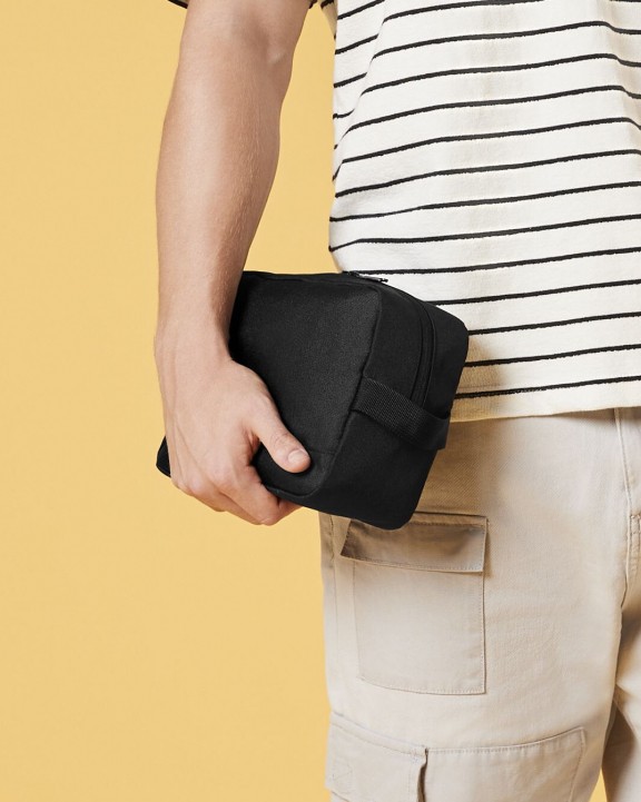 Sac & bagagerie personnalisable BAG BASE RECYCLED ESSENTIALS WASH BAG