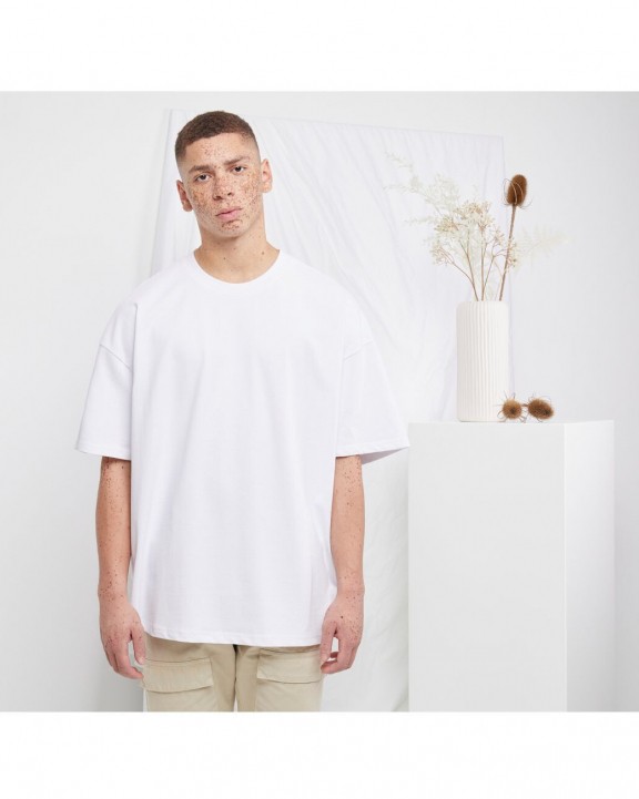 T-shirt BUILD YOUR BRAND ULTRA HEAVY COTTON BOX TEE voor bedrukking &amp; borduring
