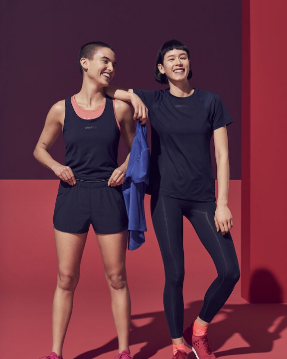 CRAFT ADV Essence Singlet W T-Shirt personalisierbar