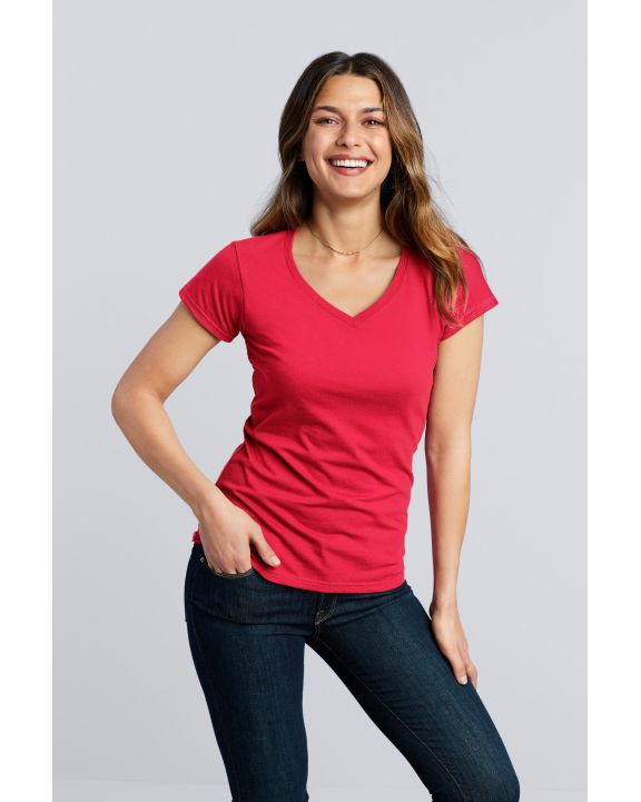 T-shirt personnalisable GILDAN T-shirt femme col v Softstyle